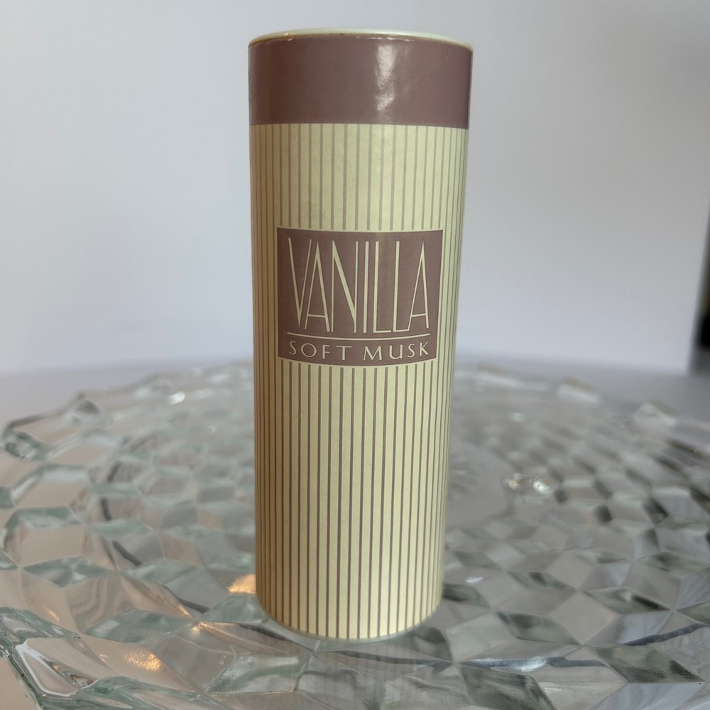 Avon Vanilla Soft Musk Body‎ Talc Powder Vintage Scent Collectible 3/4 full